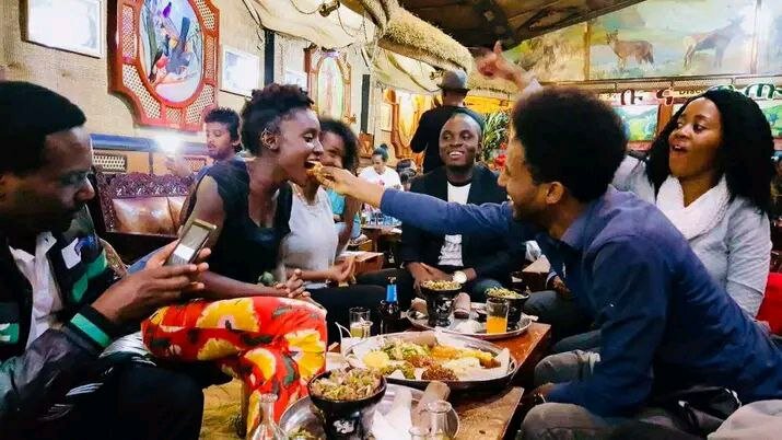 Gursha - Ethiopian tradition